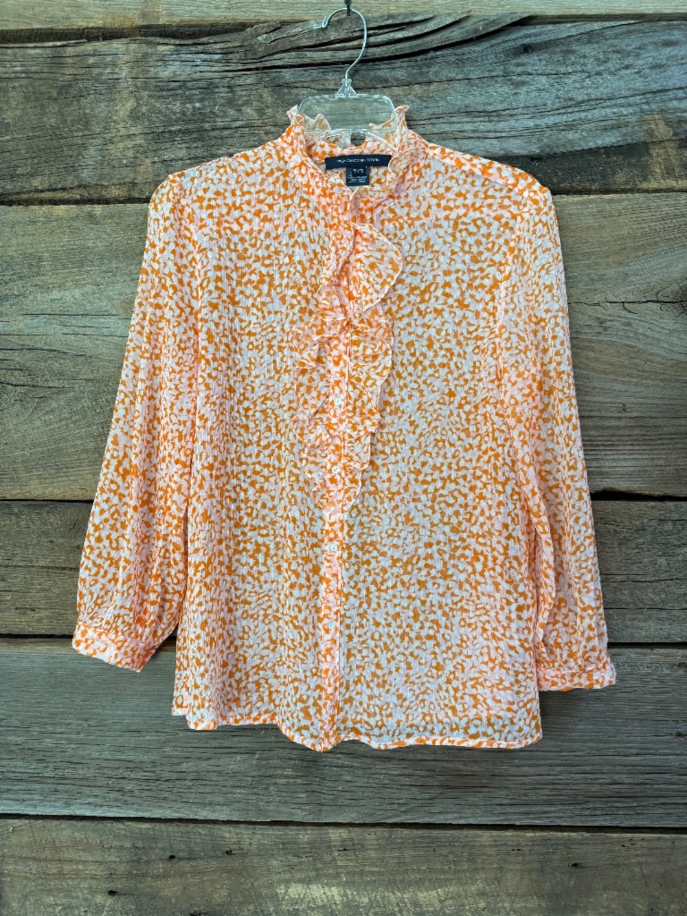 French Connection Cade Crinkle Ruffle neck blouse, orange and white print, sz 6